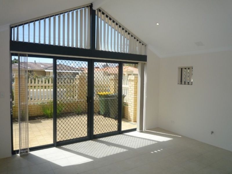 2/71 Gibson Street, Mandurah WA 6210