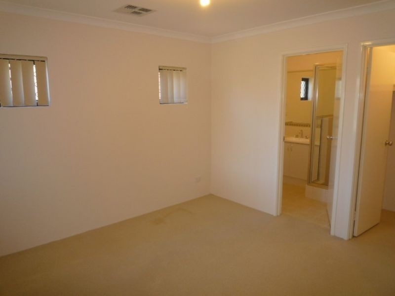 2/71 Gibson Street, Mandurah WA 6210