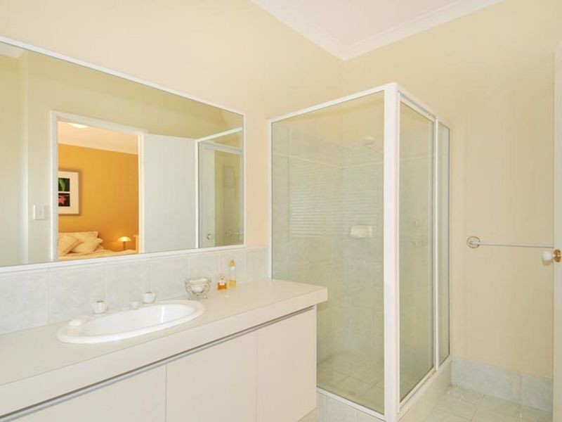 13 Muntries Place, Halls Head WA 6210