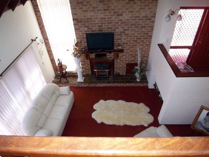 91 Portmarnock Circle, Halls Head WA 6210