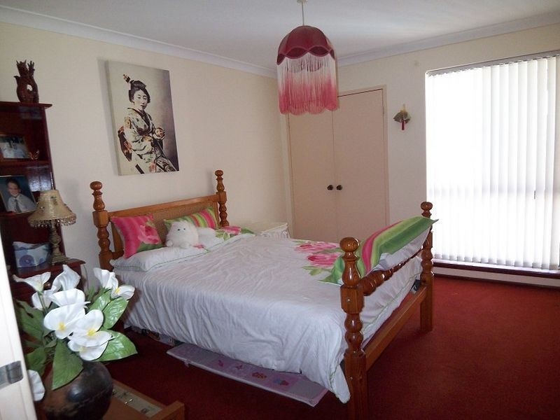 91 Portmarnock Circle, Halls Head WA 6210