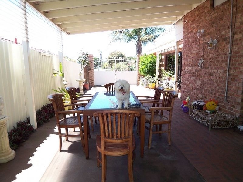 91 Portmarnock Circle, Halls Head WA 6210
