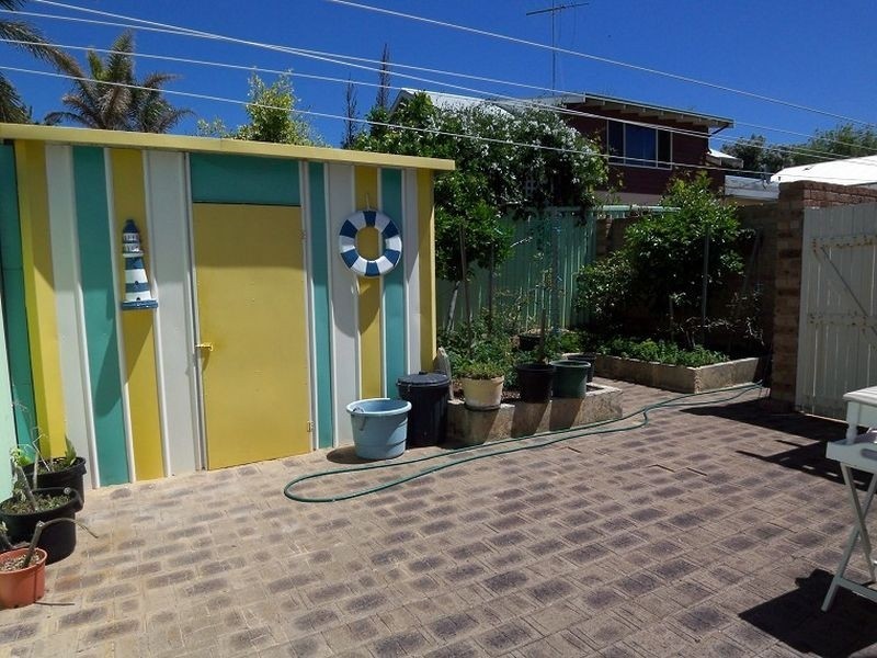 91 Portmarnock Circle, Halls Head WA 6210