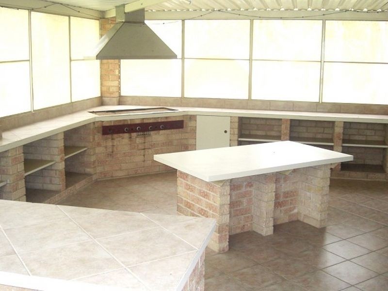 10 Yalgorup Drive, Bouvard WA 6211