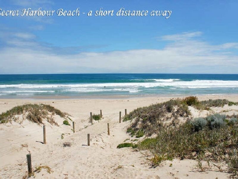 5 Yampi Vale, Secret Harbour WA 6173