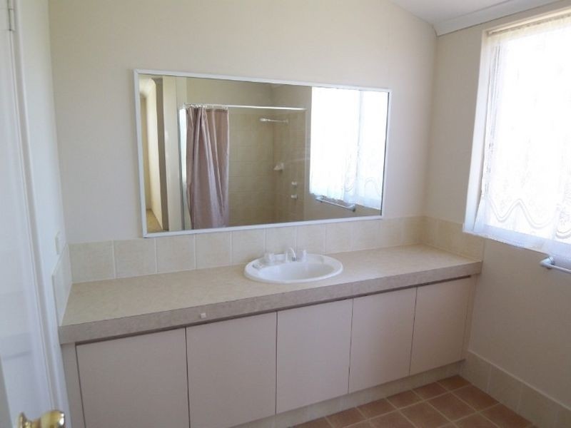 5 Yampi Vale, Secret Harbour WA 6173