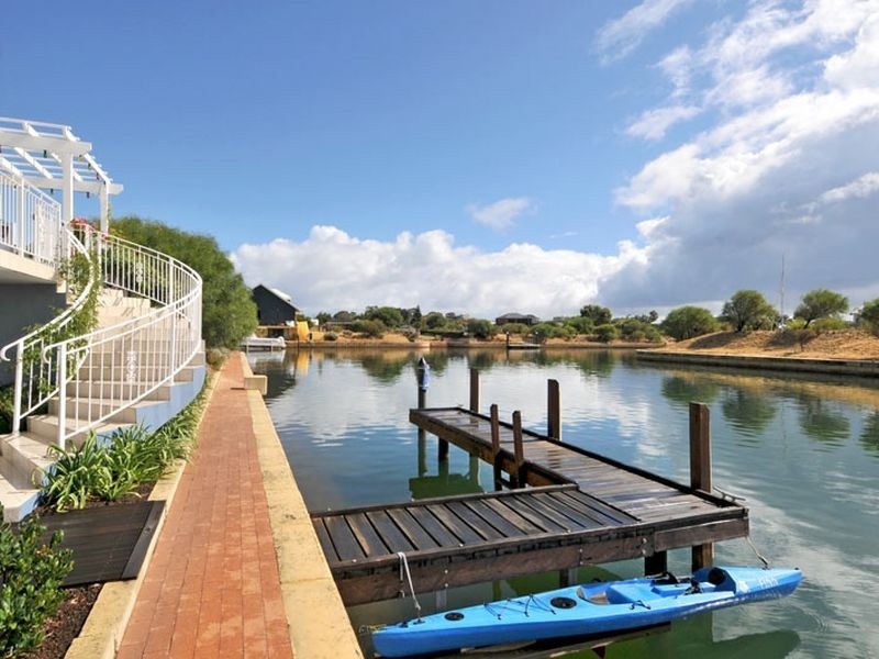 107 Avocet Island Quays, Wannanup WA 6210