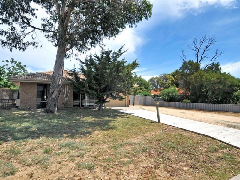 30 Gavarnie Way, Coodanup WA 6210