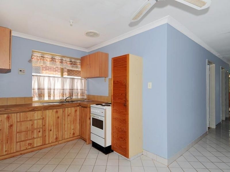 30 Gavarnie Way, Coodanup WA 6210