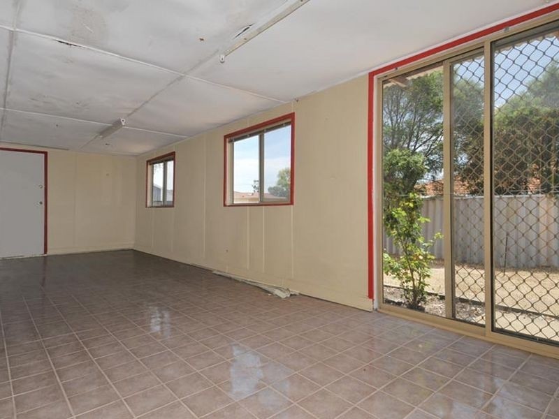 30 Gavarnie Way, Coodanup WA 6210