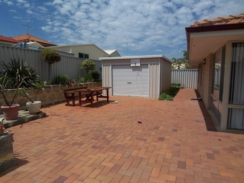 7 Cuvier Place, San Remo WA 6210