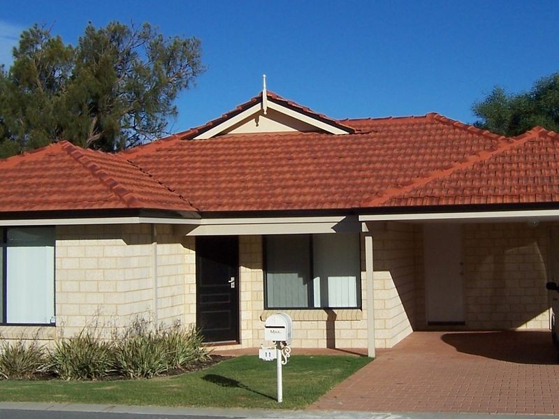 11 Golden Grove, Coodanup WA 6210