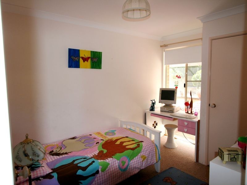 25A Janis Street, Halls Head WA 6210