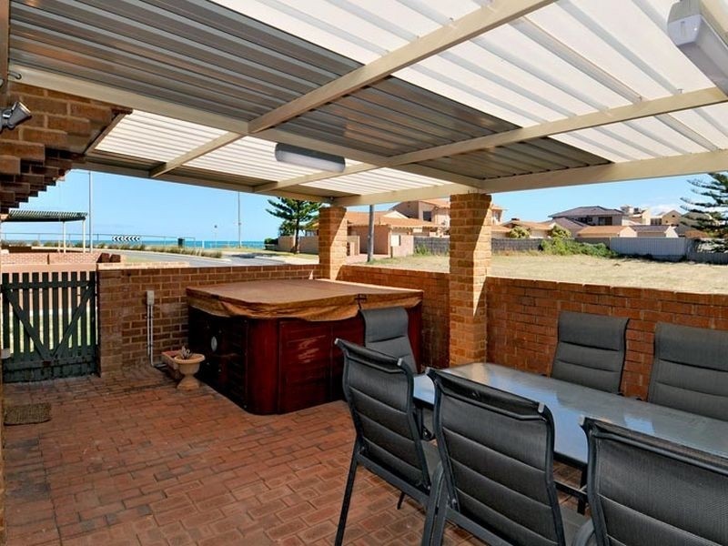 1/139 Ormsby Terrace, Silver Sands WA 6210