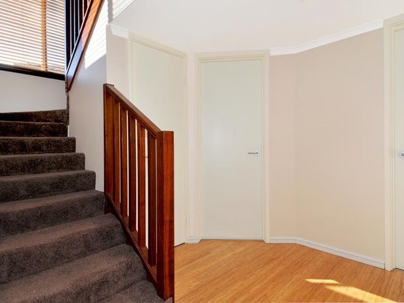 1/139 Ormsby Terrace, Silver Sands WA 6210
