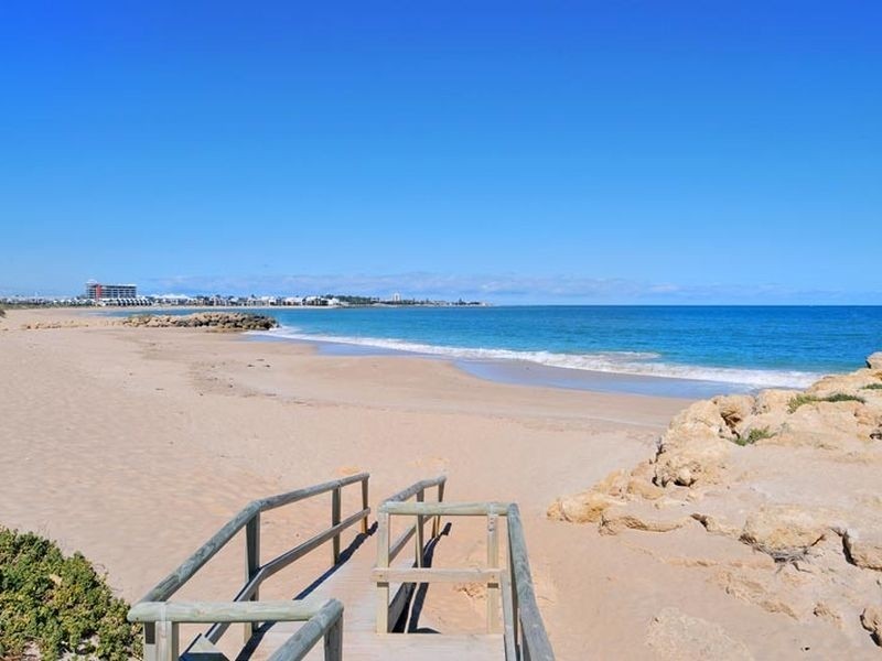 1/139 Ormsby Terrace, Silver Sands WA 6210