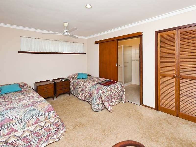 18 Perseus Road, Silver Sands WA 6210