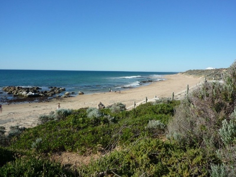 100 Boardwalk Boulevarde, Halls Head WA 6210