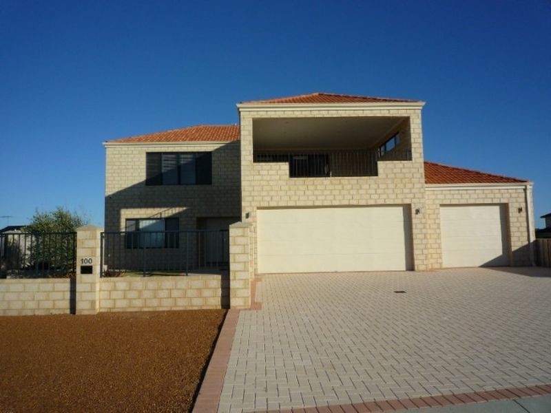 100 Boardwalk Boulevarde, Halls Head WA 6210