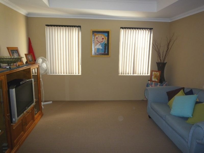 60 Seascapes Boulevard, Halls Head WA 6210