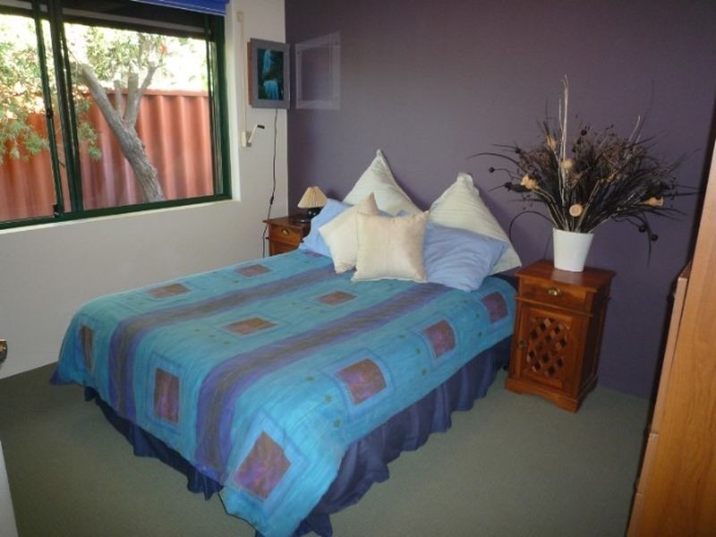 4 Rosebud Place, Halls Head WA 6210