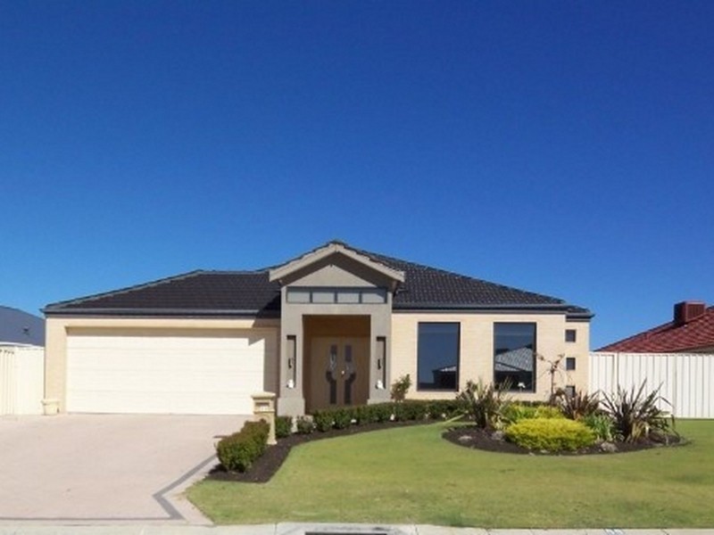 55 Newport Drive, Dudley Park WA 6210