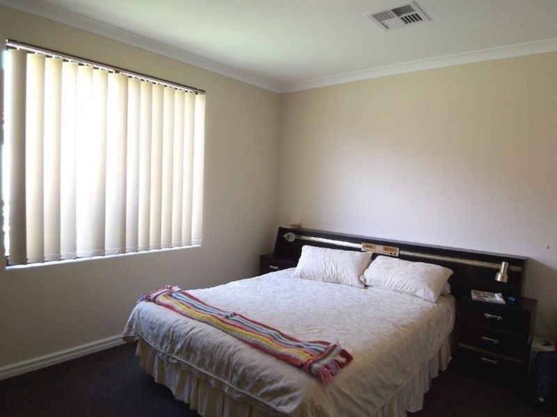 55 Newport Drive, Dudley Park WA 6210