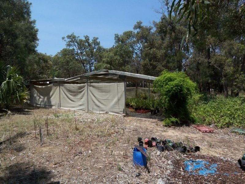 1 Marri Court, Barragup WA 6210