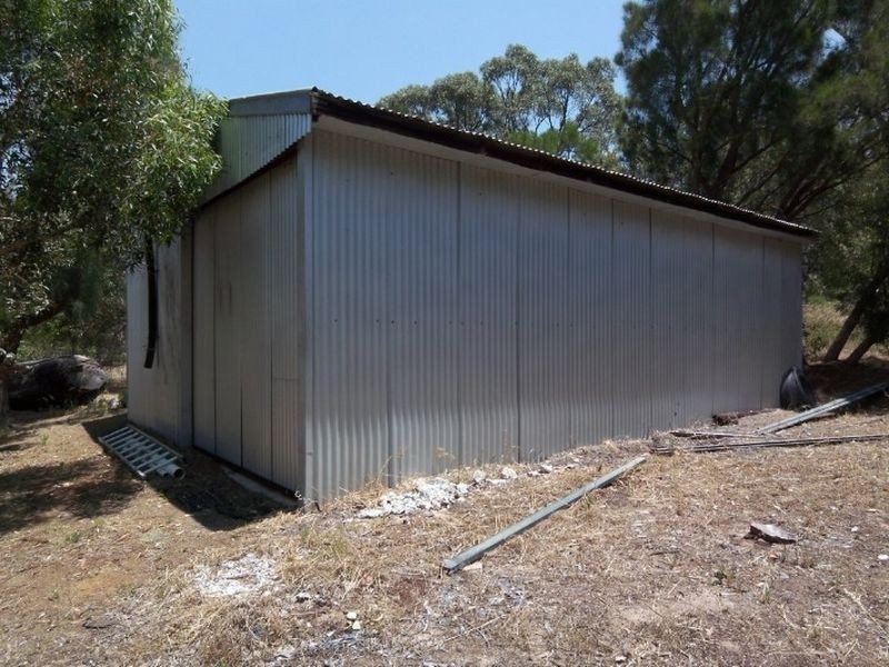 1 Marri Court, Barragup WA 6210