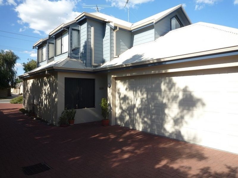2/59 Tuckey Street, Mandurah WA 6210