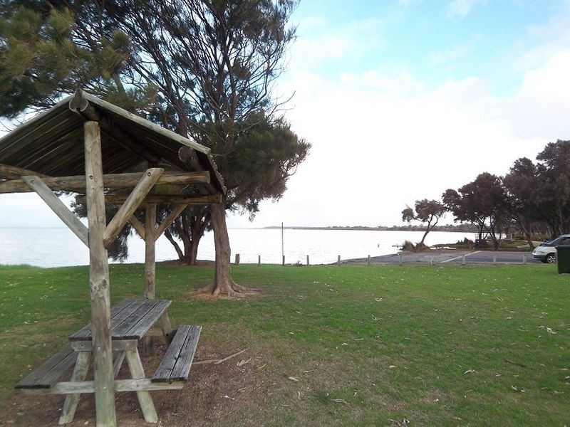 14 Cujong Road, Falcon WA 6210