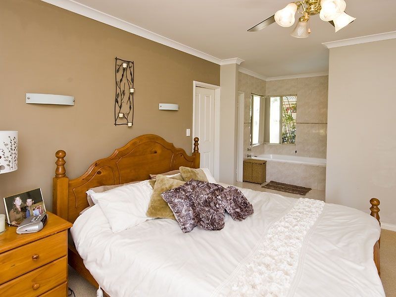 15 Wattleglen Avenue, Erskine WA 6210