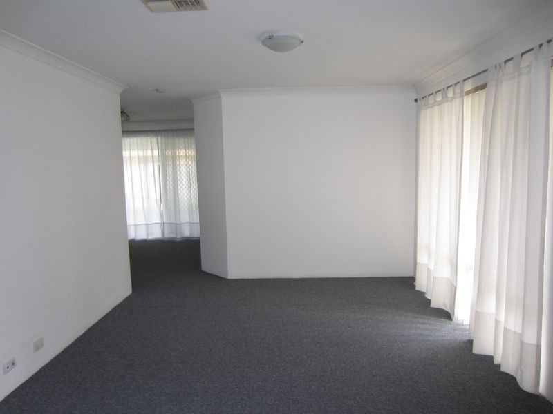 7 Arrowrock Retreat, Greenfields WA 6210