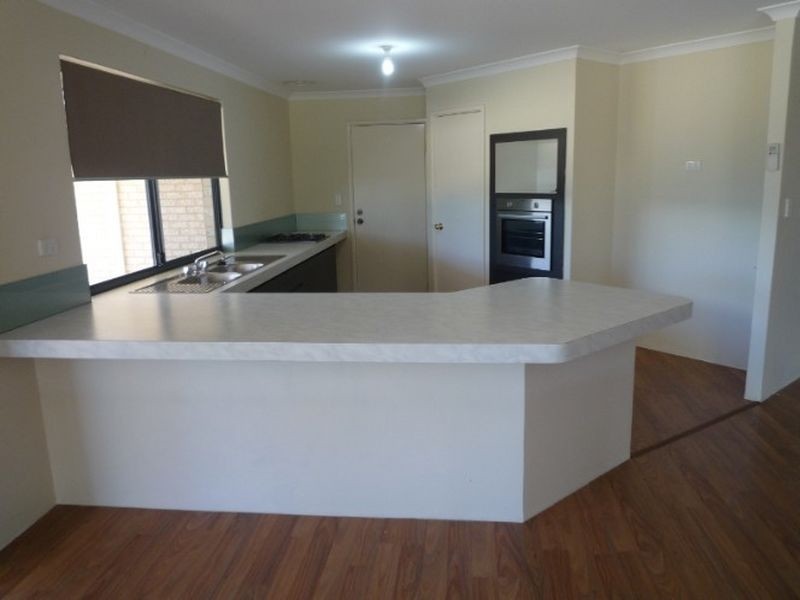 4 Goldseeker Loop, Ravenswood WA 6208