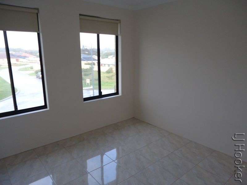 32a Guillardon Terrace, Madora Bay WA 6210