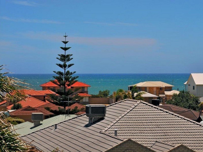 14 Hamilton Way, Silver Sands WA 6210