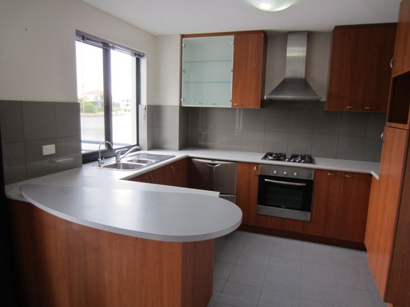 7/206 Mary Street, Mandurah WA 6210