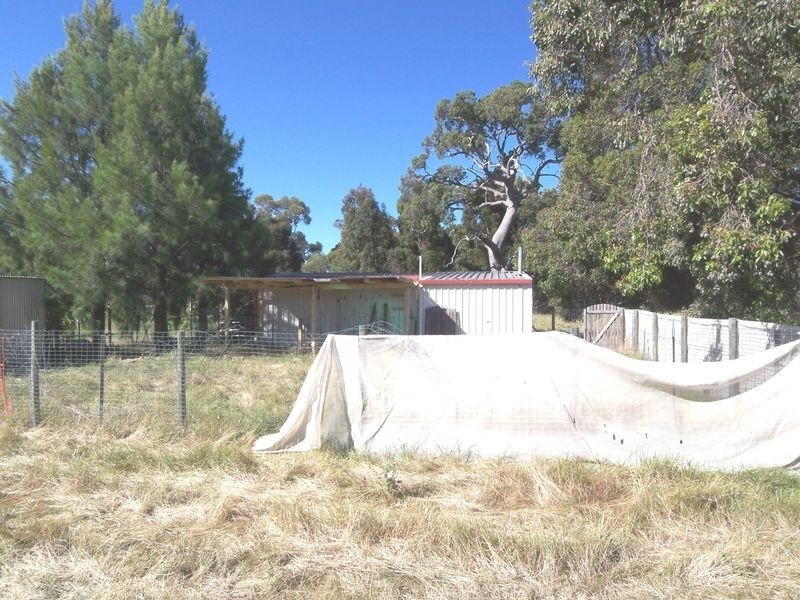 11 Dewar Road, North Dandalup WA 6207