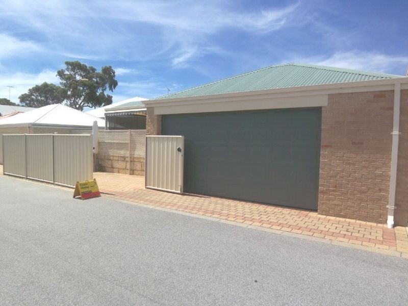 38 Mariners Cove Drive, Dudley Park WA 6210