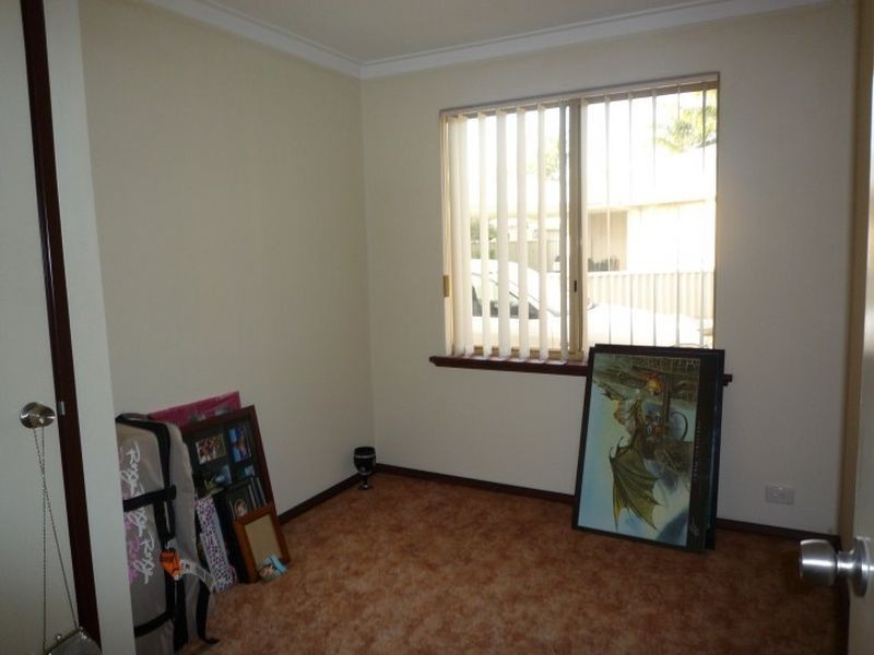 1/6 Falstaff Close, Greenfields WA 6210