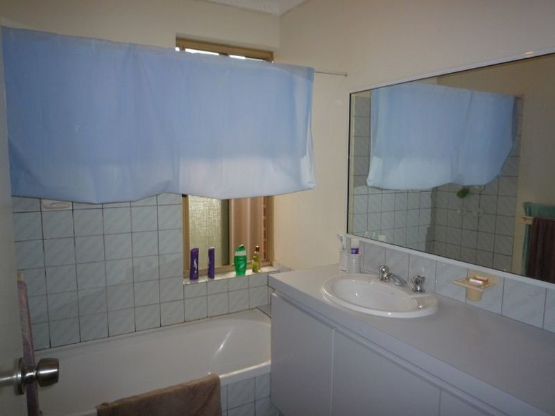 1/6 Falstaff Close, Greenfields WA 6210