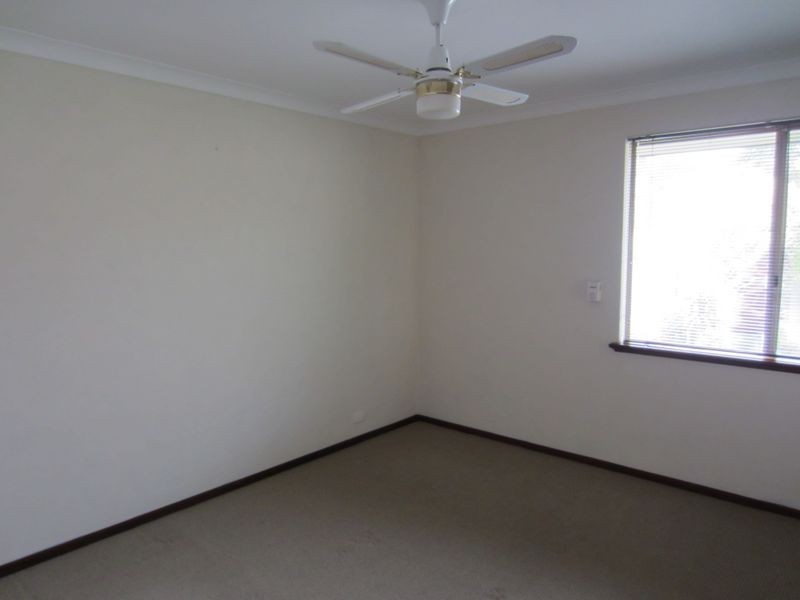 5 Osprey Close, Halls Head WA 6210