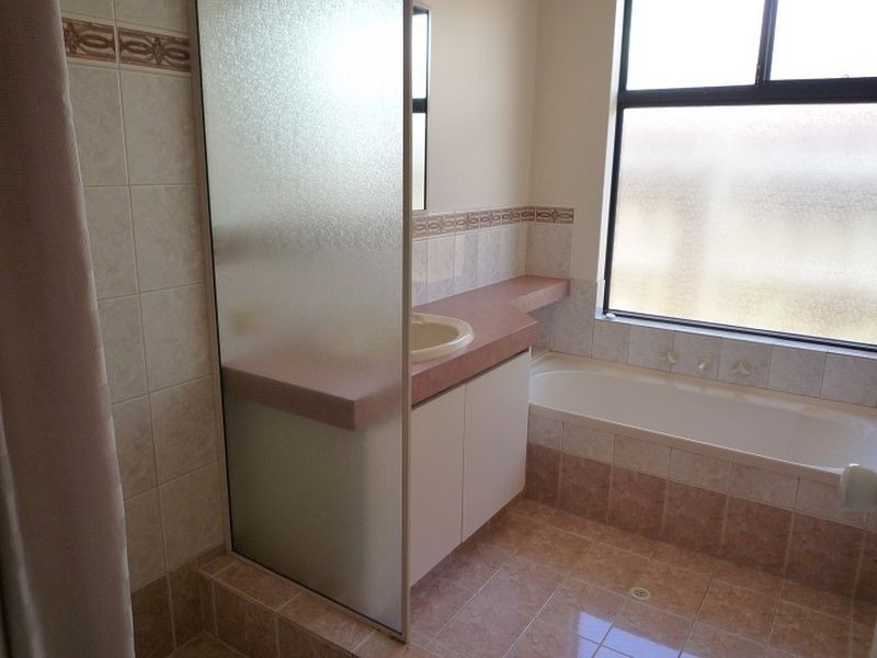 27 Grandmere Parade, Meadow Springs WA 6210