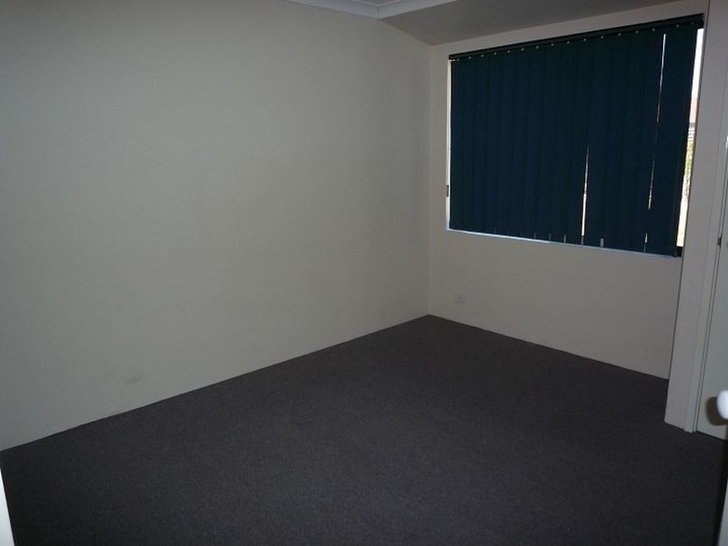 27 Grandmere Parade, Meadow Springs WA 6210