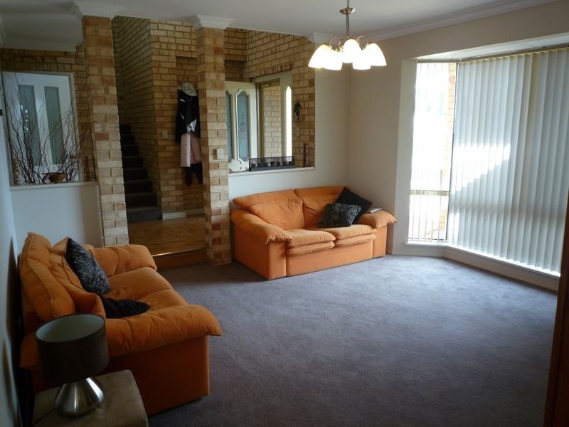 11 Carabeen Place, Halls Head WA 6210