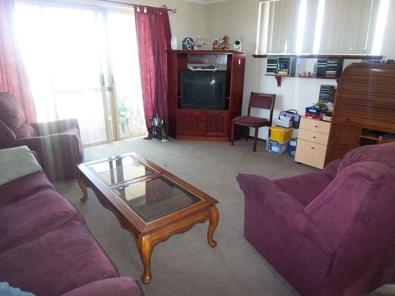 138 Mclarty Road, Halls Head WA 6210