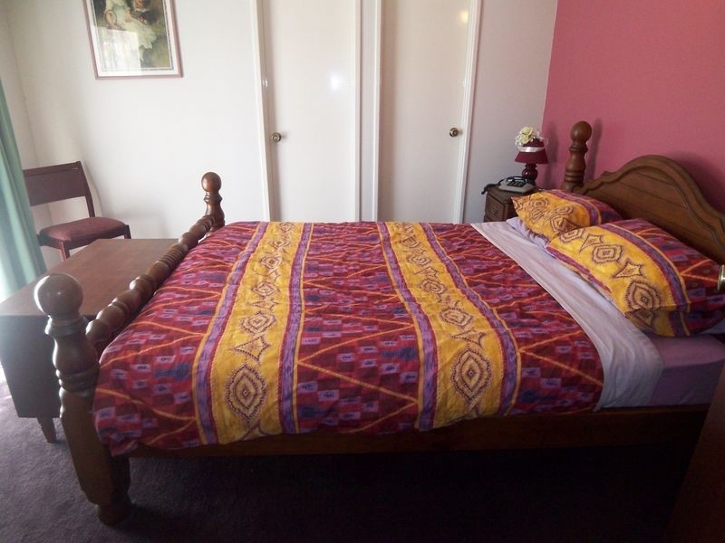 138 Mclarty Road, Halls Head WA 6210