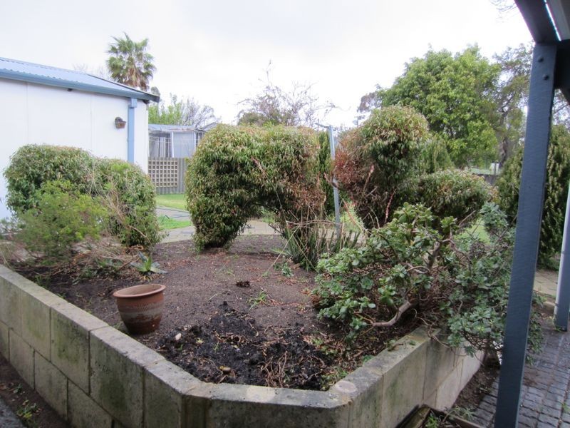 51 Wyeree Road, Mandurah WA 6210