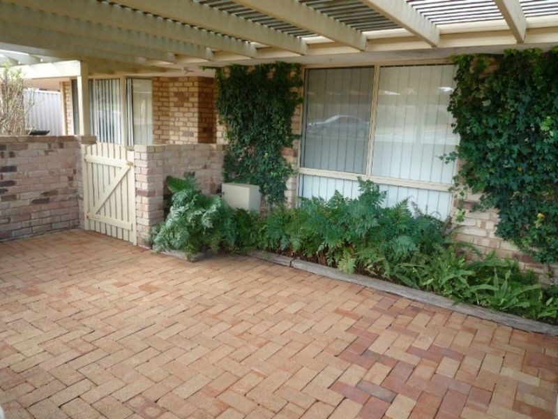 1/58 Portmarnock Circle, Halls Head WA 6210