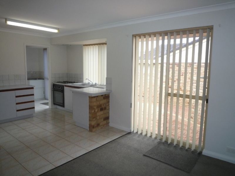 1/58 Portmarnock Circle, Halls Head WA 6210